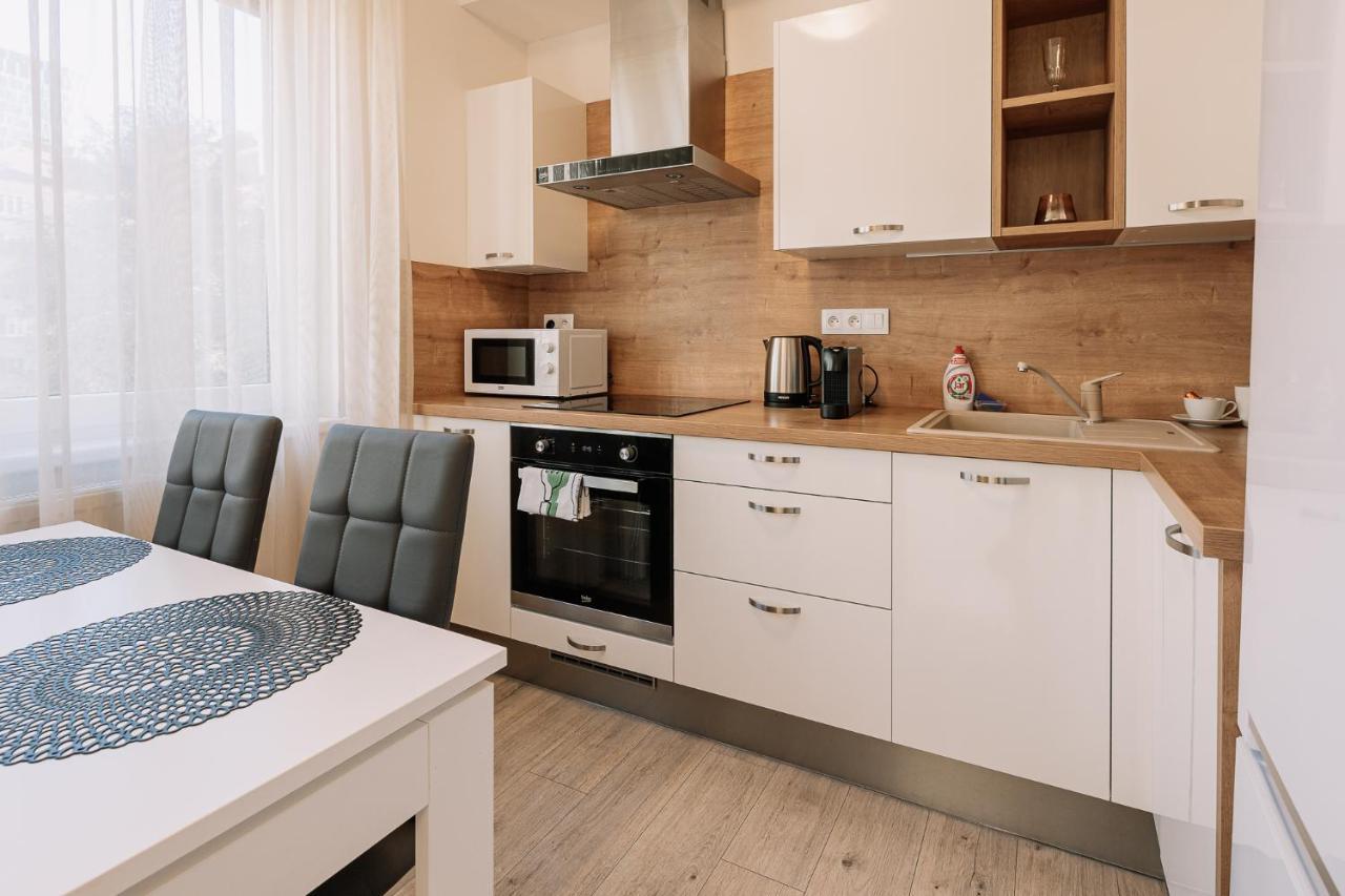 Skau 2 Old Town Family & Business Apartment 2 Floor Free Parking Pressburg Exterior foto